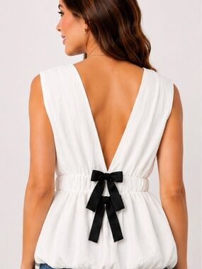 COMMENSE NWT Textured Peplum Blouse Reversible Bow Front/Back Size M